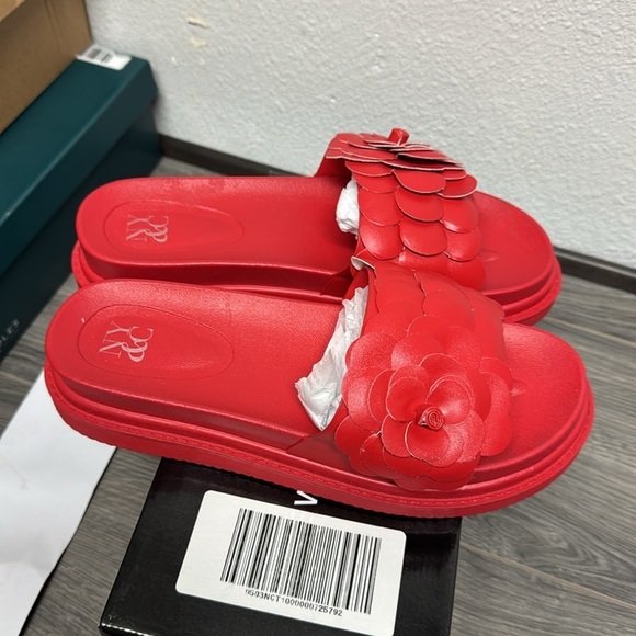 New York And Company Women's Camilia Platform Slide Sandals - Picture 5 of 6